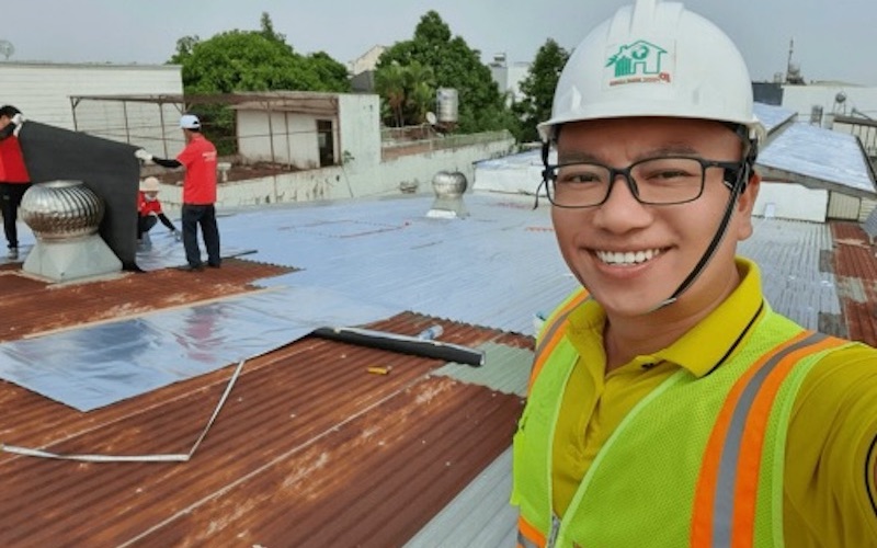 Phước Nhật Long phân phối và thi công miếng dán mái tôn chống nóng